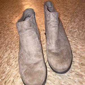 Booties shoes